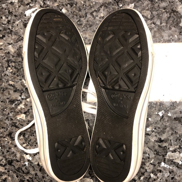 Converse All-Star Chuck Taylor Lo Glitter Toe Sneakers - Picture 14 of 17